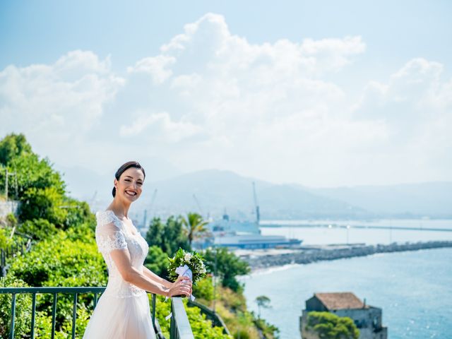 Il matrimonio di Vincenzo e Cristiana a Vietri sul Mare, Salerno 45