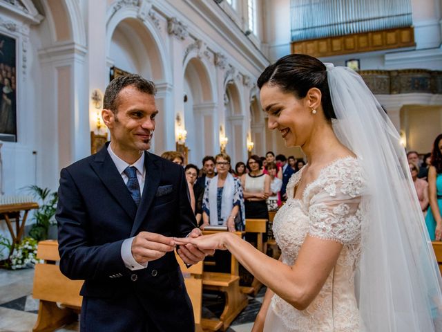 Il matrimonio di Vincenzo e Cristiana a Vietri sul Mare, Salerno 91