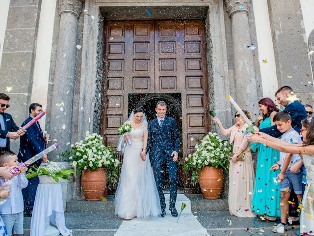 Il matrimonio di Vincenzo e Cristiana a Vietri sul Mare, Salerno 99