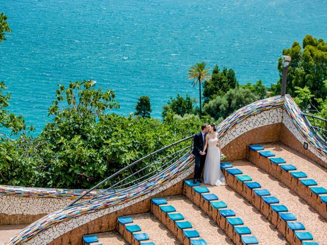 Il matrimonio di Vincenzo e Cristiana a Vietri sul Mare, Salerno 143