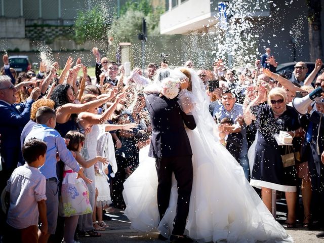 Il matrimonio di Alessandro e Gabriella a Pescara, Pescara 32