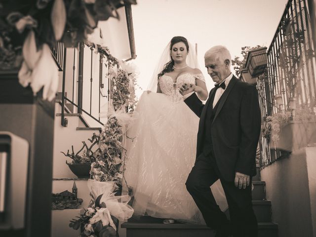 Il matrimonio di Luca e Sarah a Bagnone, Massa Carrara 46