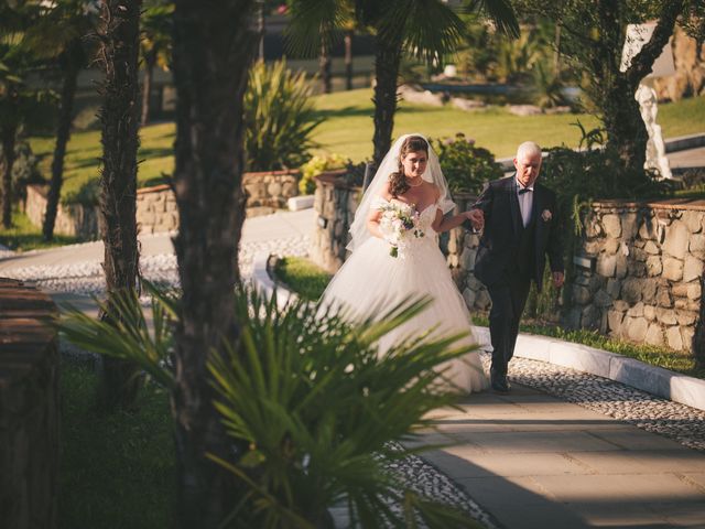 Il matrimonio di Luca e Sarah a Bagnone, Massa Carrara 69