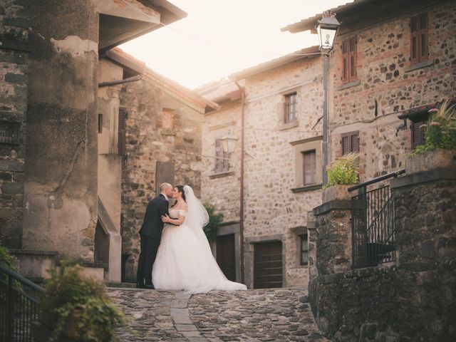 Il matrimonio di Luca e Sarah a Bagnone, Massa Carrara 90