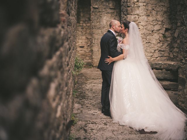 Il matrimonio di Luca e Sarah a Bagnone, Massa Carrara 91