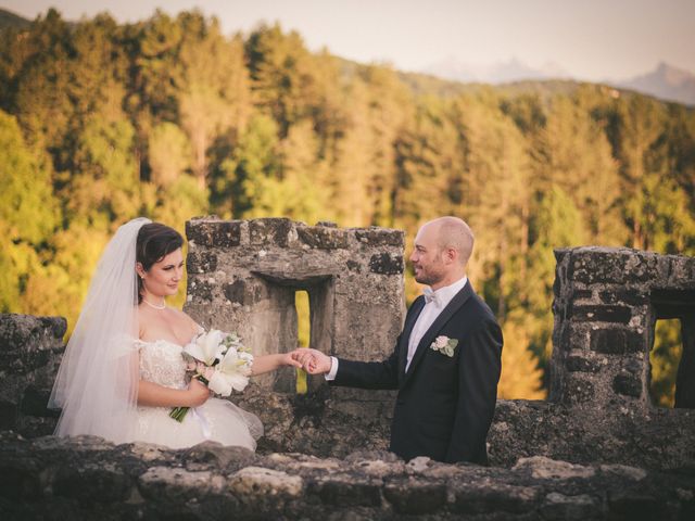 Il matrimonio di Luca e Sarah a Bagnone, Massa Carrara 100