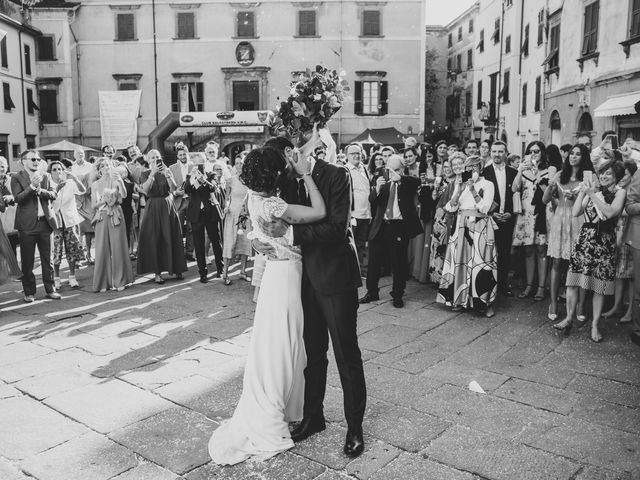 Il matrimonio di Pierfrancesco e Noki a Pontremoli, Massa Carrara 18