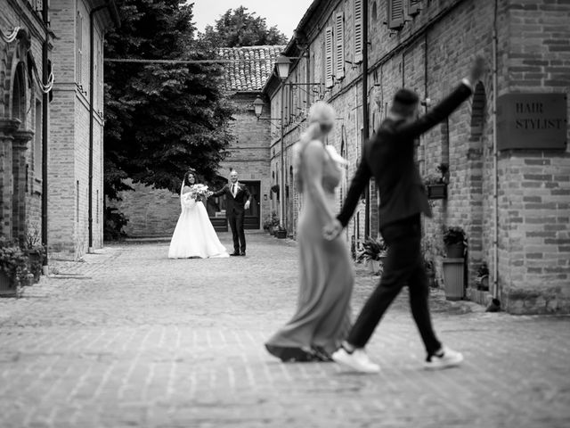 Il matrimonio di Simone e Pamela a Fermo, Fermo 16