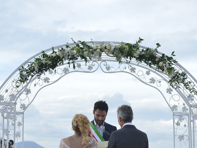 Il matrimonio di Rolando e Letizia a Bassano Romano, Viterbo 11