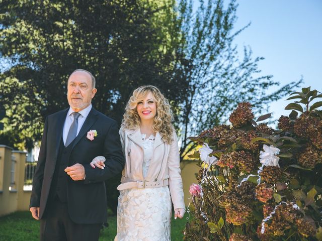 Il matrimonio di Jonathan e Manuela a Caronno Pertusella, Varese 56