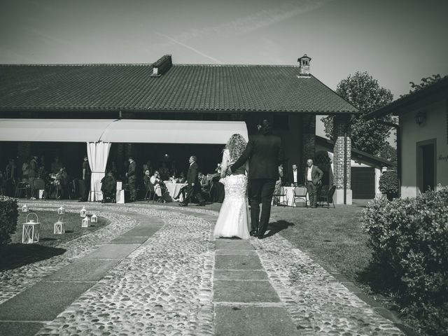 Il matrimonio di Jonathan e Manuela a Caronno Pertusella, Varese 180