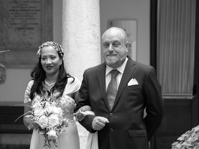 Il matrimonio di Gianluca e Tamara a Desenzano del Garda, Brescia 3