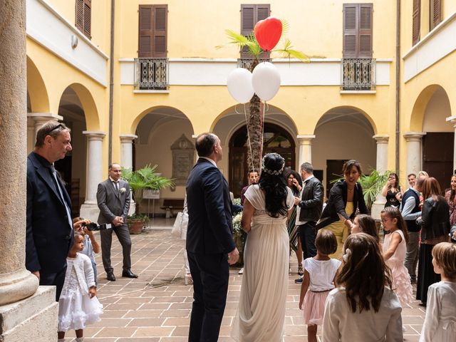 Il matrimonio di Gianluca e Tamara a Desenzano del Garda, Brescia 7