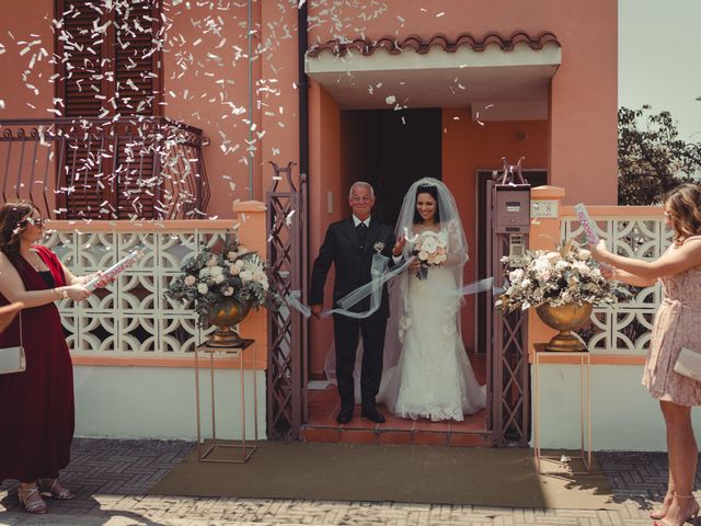 Il matrimonio di Angelo e Luciana a Pisticci, Matera 9