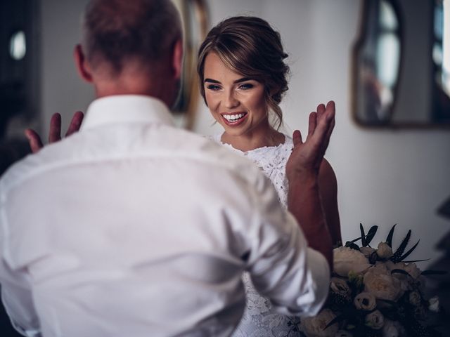 Il matrimonio di Sam e Liz a Pontremoli, Massa Carrara 11