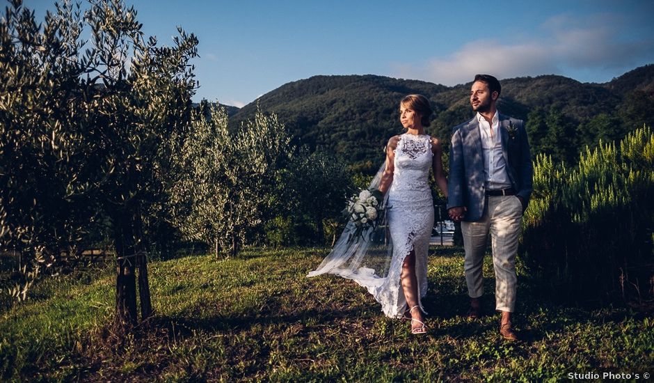 Il matrimonio di Sam e Liz a Pontremoli, Massa Carrara