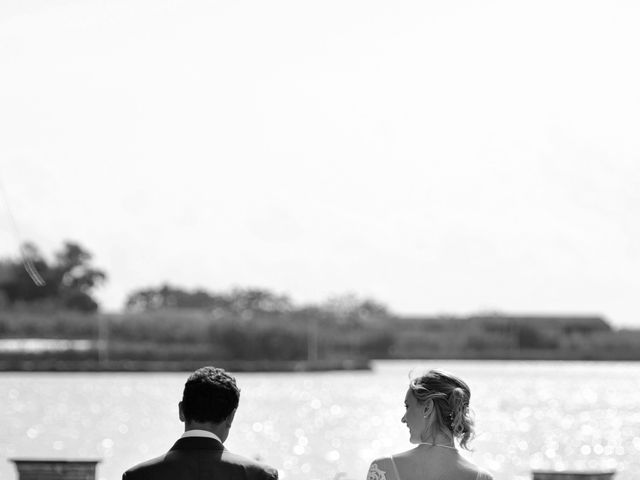 Il matrimonio di Tommaso e Claudia a Bacoli, Napoli 17