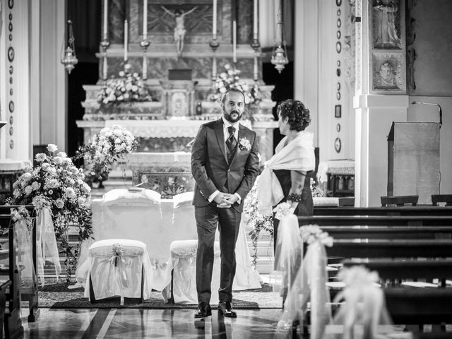 Il matrimonio di Valentina e Carlo a Gradara, Pesaro - Urbino 14