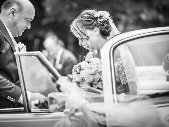 Il matrimonio di Valentina e Carlo a Gradara, Pesaro - Urbino 17