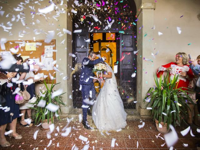 Il matrimonio di Valentina e Carlo a Gradara, Pesaro - Urbino 25