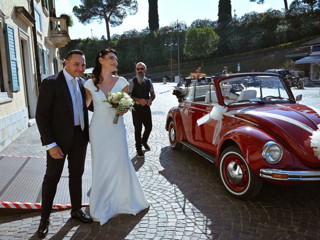 Il matrimonio di Alessio e Adriana a Peschiera del Garda, Verona 13