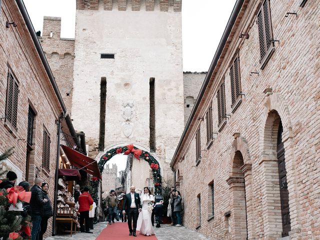 Il matrimonio di Mirko e Ellen a Gabicce Mare, Pesaro - Urbino 21