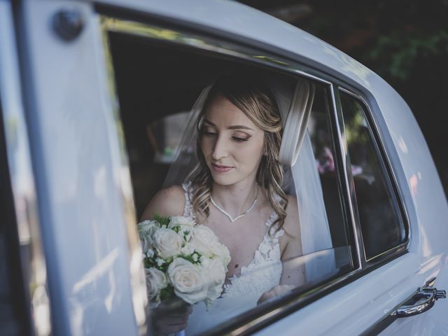 Il matrimonio di Elena e Danilo a Rocca di Papa, Roma 25