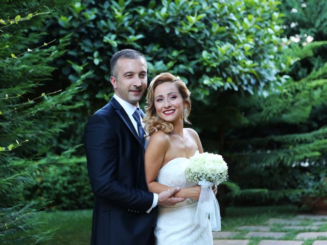 Il matrimonio di Alessandro e Elianor a Cirò Marina, Crotone 5