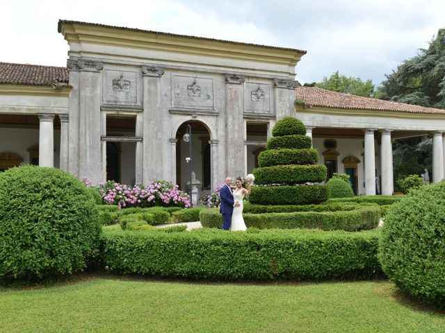 Il matrimonio di Omar e Pritti a Mira, Venezia 28