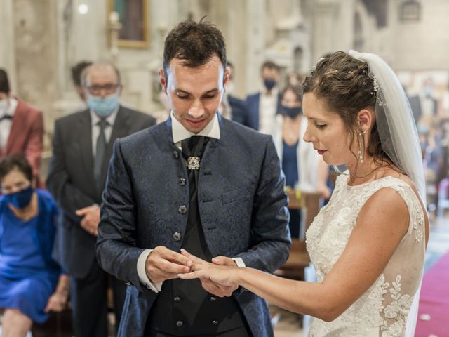 Il matrimonio di Nicola e Marilyn a Lucca, Lucca 32