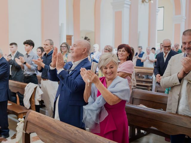 Il matrimonio di Marco e Valentina a Montescudo, Rimini 38