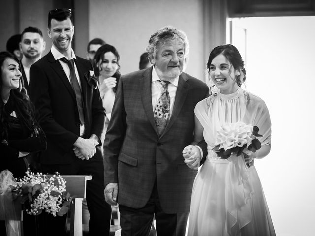 Il matrimonio di Dario e Marta a Cucciago, Como 18