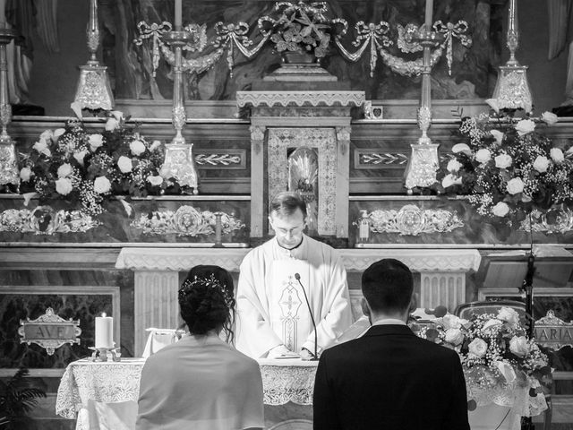 Il matrimonio di Dario e Marta a Cucciago, Como 19