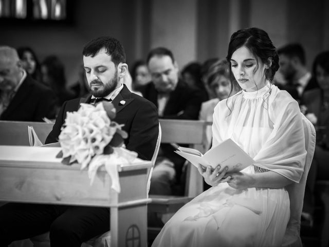 Il matrimonio di Dario e Marta a Cucciago, Como 20
