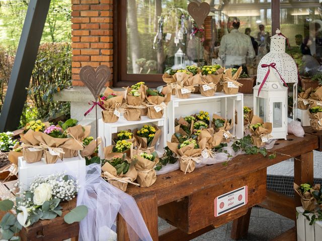 Il matrimonio di Dario e Marta a Cucciago, Como 45