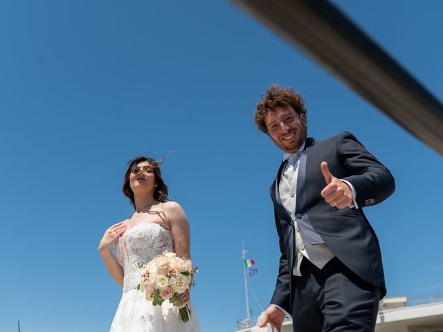 Il matrimonio di Mina e Giuseppe a Noicattaro, Bari 15