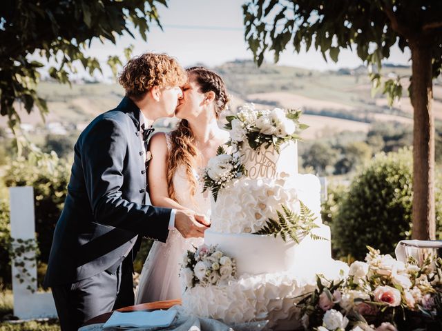 Il matrimonio di Elisabetta e Francesco a Ripe, Ancona 36