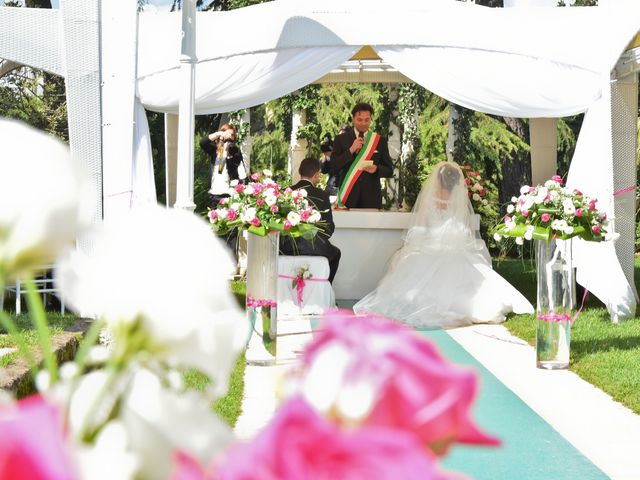 Il matrimonio di Vincenzo e Ronsangela a Matera, Matera 19