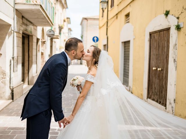 Il matrimonio di Nicola e Chiara a Tocco da Casauria, Pescara 163