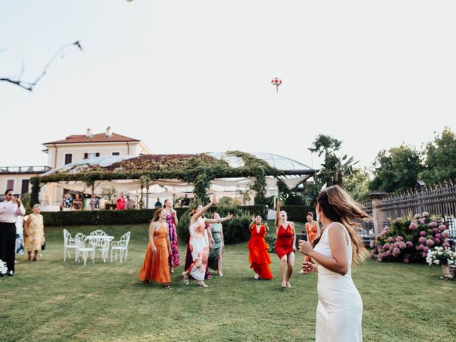 Il matrimonio di Matteo e Sophia a Luino, Varese 16