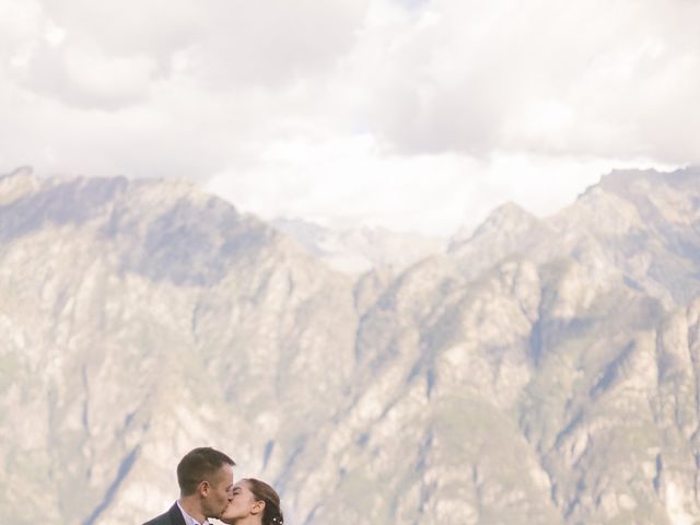 Il matrimonio di Denis e Celeste a Cino, Sondrio 17
