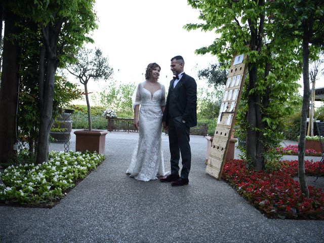 Il matrimonio di Daniele e Maura a Corte Franca, Brescia 15