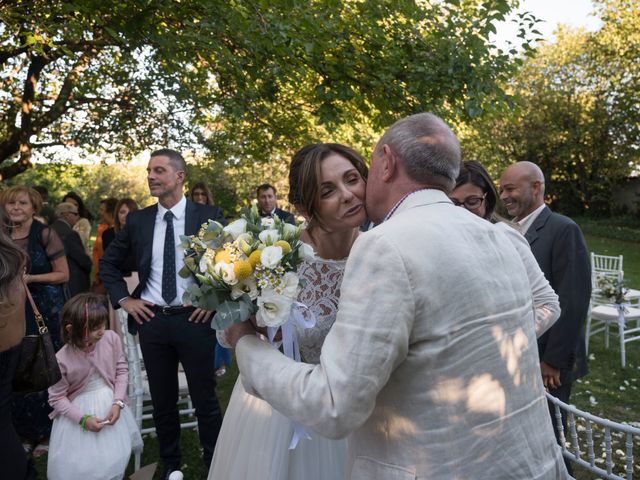 Il matrimonio di Marco e Simona a Sulbiate, Monza e Brianza 33