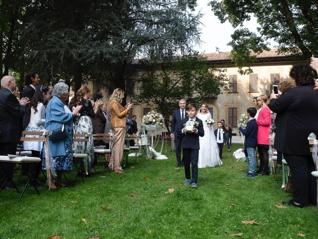 Il matrimonio di Giovanni e Laura a Robecco sul Naviglio, Milano 15