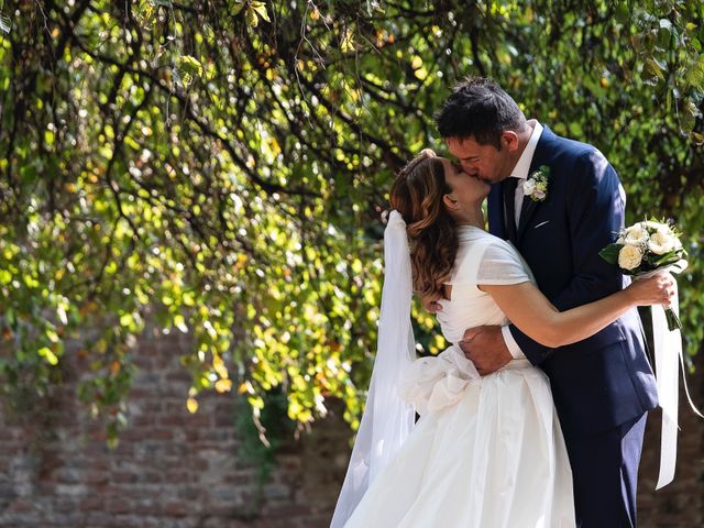 Il matrimonio di Giovanni e Laura a Robecco sul Naviglio, Milano 1