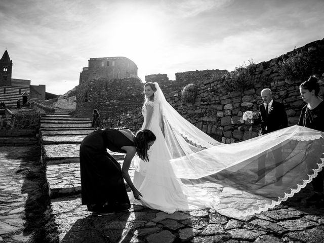 Il matrimonio di Nicolò e Marta a Portovenere, La Spezia 15