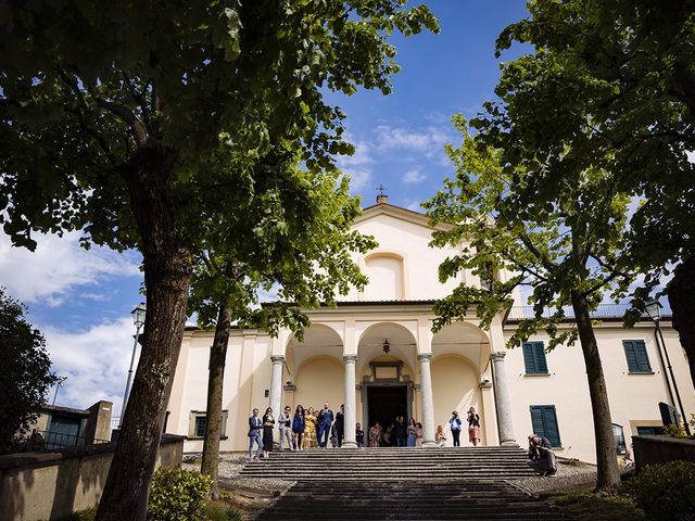 Il matrimonio di Pietro e Valentina a Montevecchia, Lecco 31