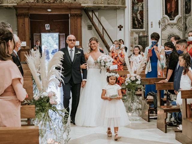 Il matrimonio di Edoardo e Lucia a San Severino Marche, Macerata 54