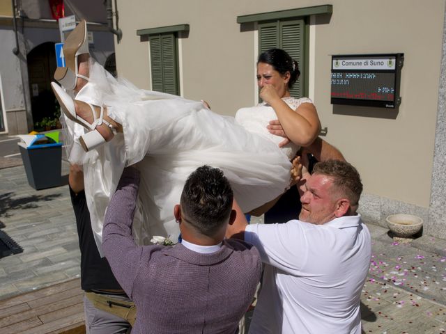 Il matrimonio di Lorenzo e Jessica a Suno, Novara 13