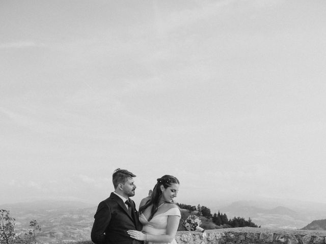 Il matrimonio di Hector e Alice a Torriana, Rimini 19